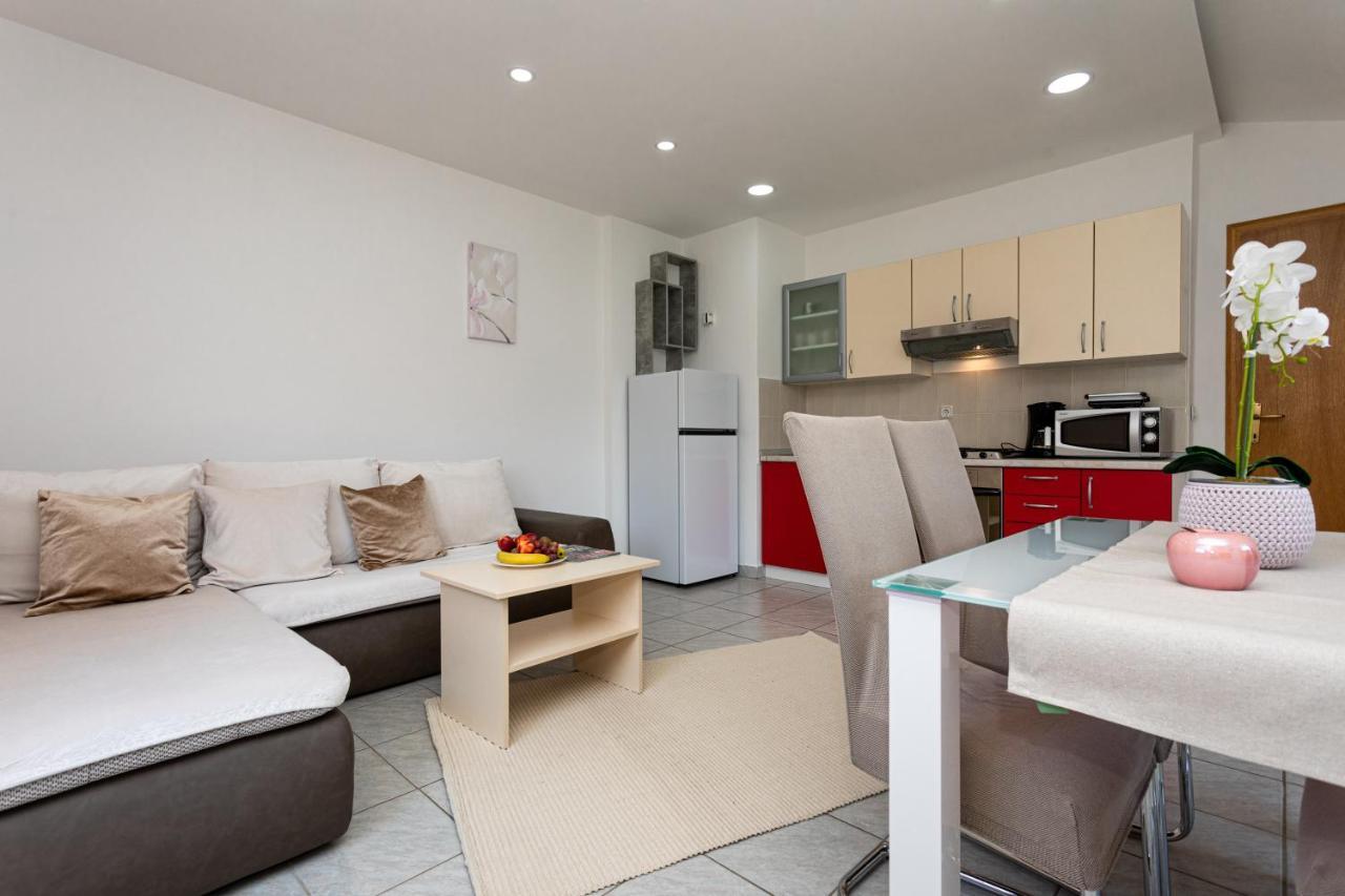 Apartments La Natalli Башка Экстерьер фото
